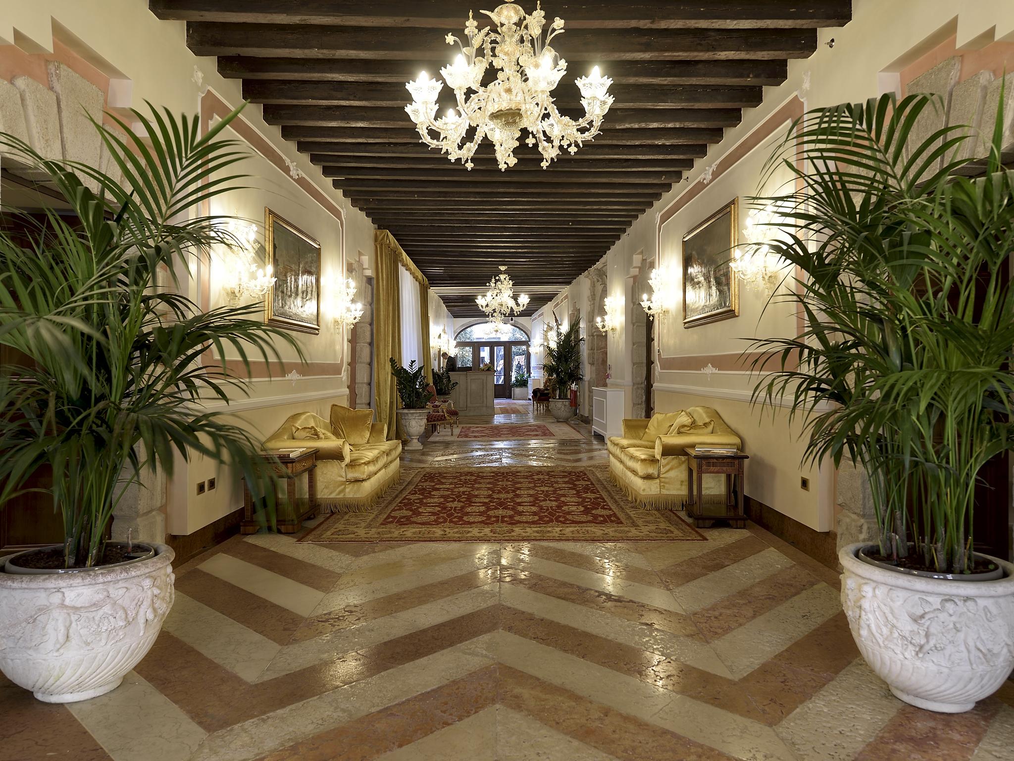 Hotel Ai Cavalieri Di Venezia Exterior photo